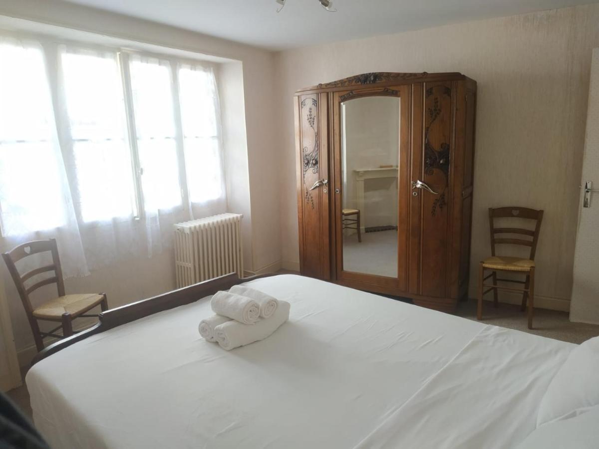 Classic House Apartment Argentat Ngoại thất bức ảnh